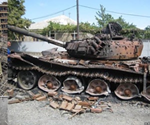 разрушенный танк