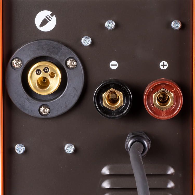 вид модели сварочный полуавтомат foxweld invermig 185 syn