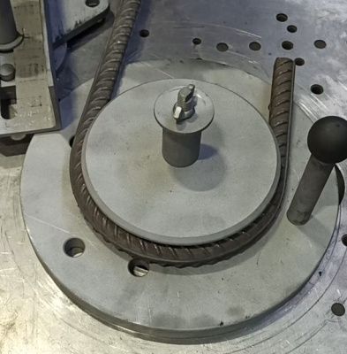 вид модели комплект универсальный для угловой гибки арматуры, профиля ажур макс