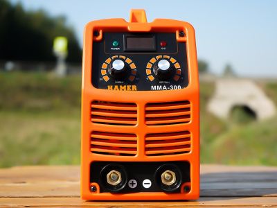 вид модели сварочный аппарат инверторный hamer mma-300 (м)