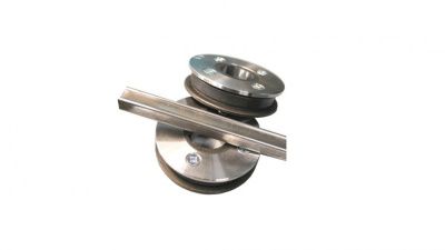 вид модели комплект роликов «п-образный» на профильную трубу сечением 25х25 мм