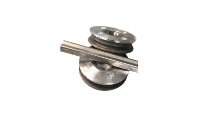 вид модели комплект роликов «v-образный» на профильную трубу сечением 25х25 мм