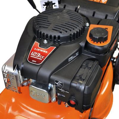 вид модели газонокосилка бензиновая skiper gw402s